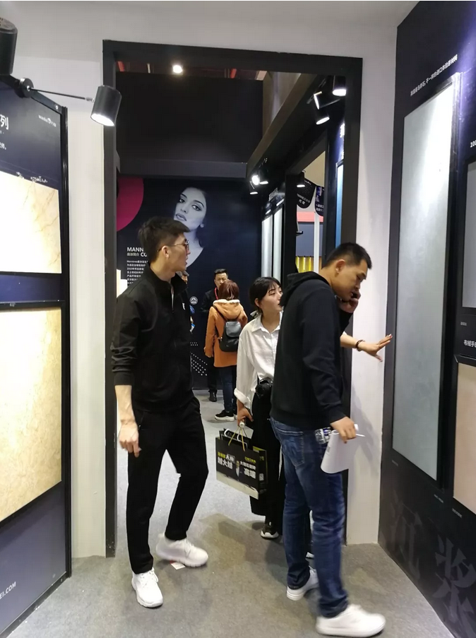 祝賀萬磊 | 上海建博會(huì)首日，萬磊獲TOP品牌之譽(yù)！