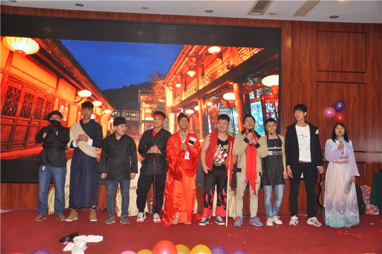 萬磊人歡聚一堂，只為追逐2020“萬磊夢”！